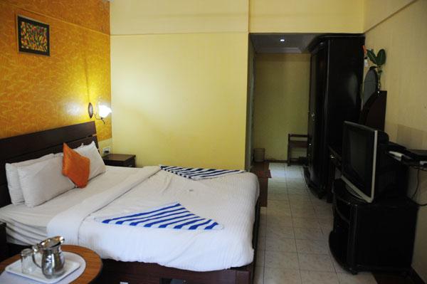 Horseland Hotel & Mountain Spa Matheran Ngoại thất bức ảnh